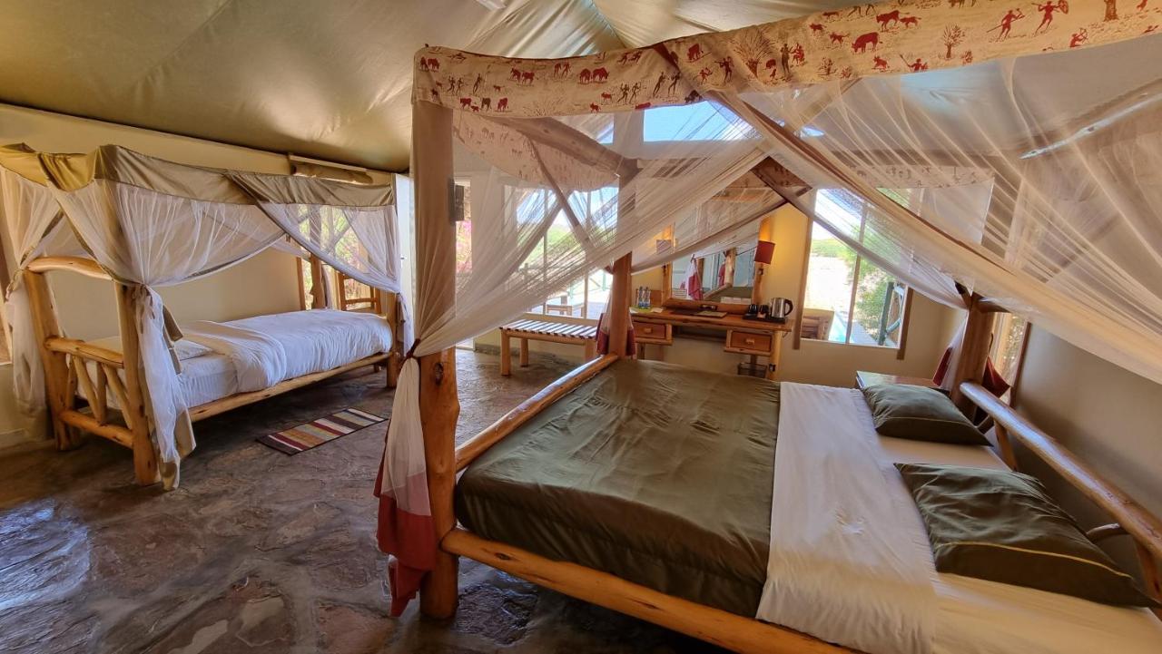 Manyatta Camp Hotel Voi Kültér fotó