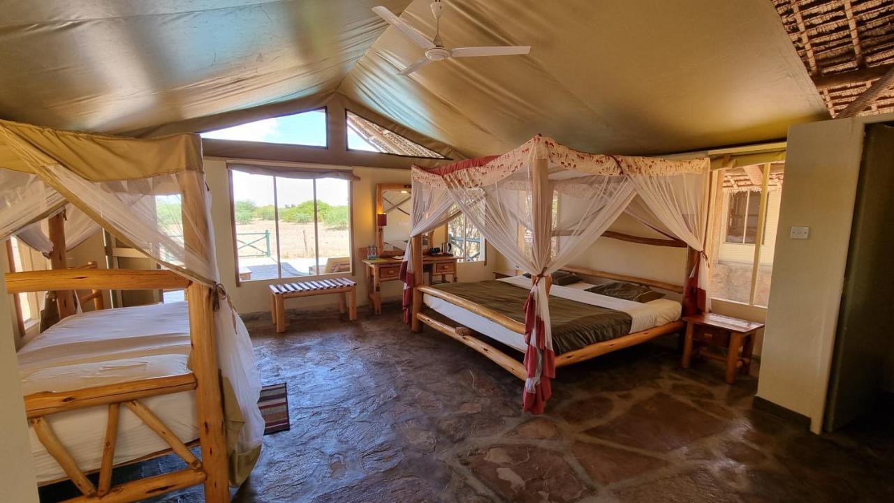 Manyatta Camp Hotel Voi Kültér fotó