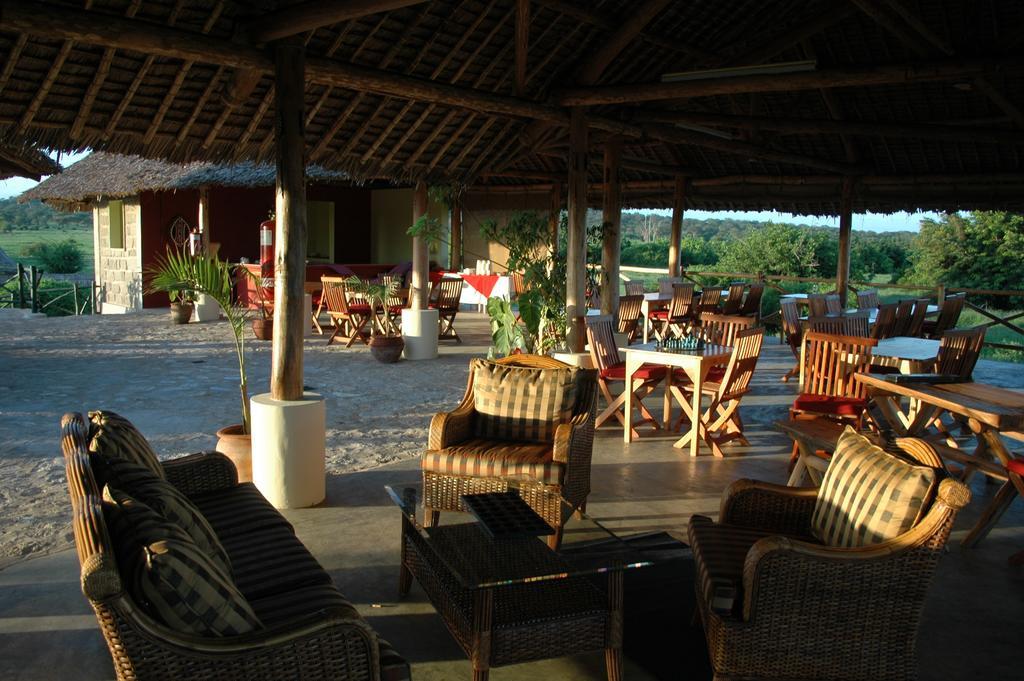 Manyatta Camp Hotel Voi Kültér fotó