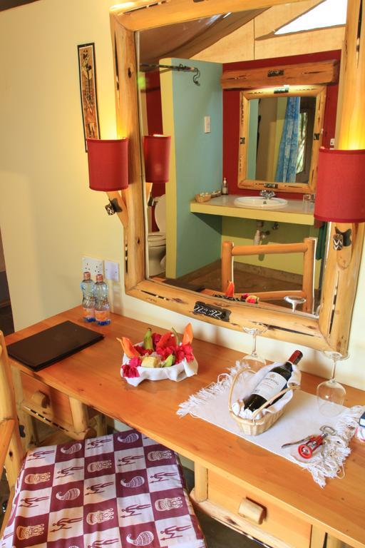 Manyatta Camp Hotel Voi Szoba fotó