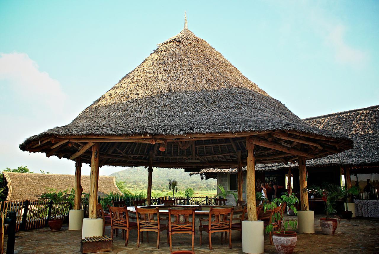Manyatta Camp Hotel Voi Kültér fotó