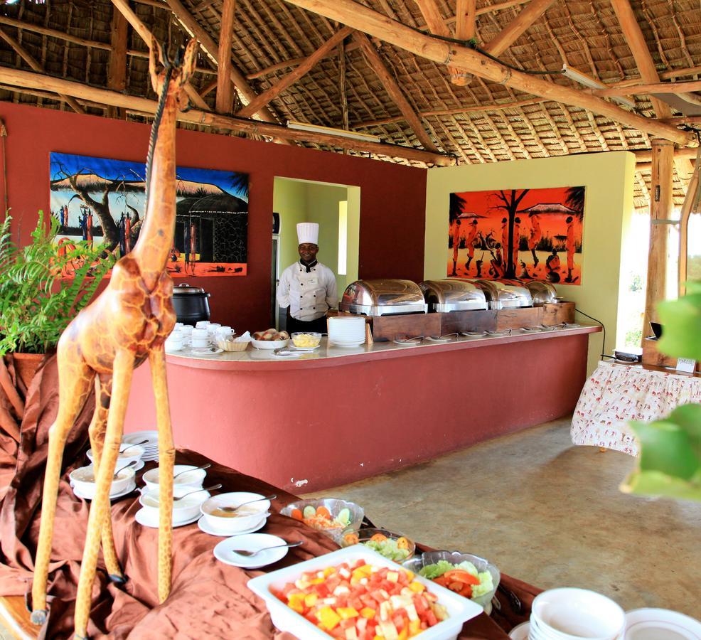 Manyatta Camp Hotel Voi Kültér fotó